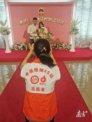 长长久久幸福满满！禅城婚姻登记今天迎来小高峰，婚姻服务温情升级